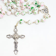 Load image into Gallery viewer, Pink and green Marble-Effect Crystal Rosary with Heart Centerpiece and white Pouch