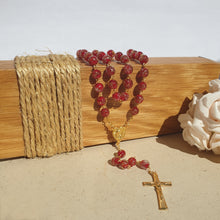 Cargar imagen en el visor de la galería, Rosario de Murano Rojo y Dorado del Centenario de las Apariciones