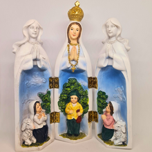 Cargar imagen en el visor de la galería, Apparitions Tryptic