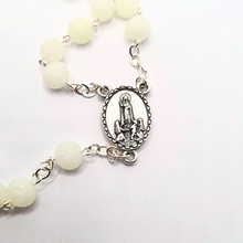Cargar imagen en el visor de la galería, Glow in the Dark - Rose Scented - Apparitions of Our Lady of Fatima Rosary