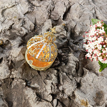 Cargar imagen en el visor de la galería, Caja de joyería - Corona