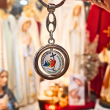 Cargar imagen en el visor de la galería, Jubilee Keychain