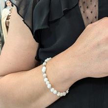 Load image into Gallery viewer, Mother of Pearl Bracelet
