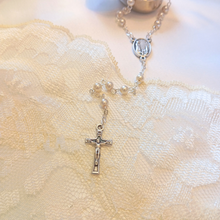 Load image into Gallery viewer, Our Lady of Fatima Pocket Rosary with Colored Metal Box