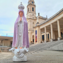 Cargar imagen en el visor de la galería, Our Lady of Fatima Statue – 2025 Edition - Color-Changing Mantle