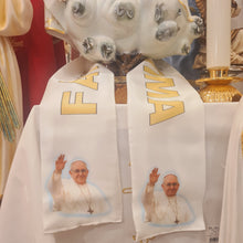 Cargar imagen en el visor de la galería, Pope Francis Blessed Scarf