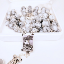 Cargar imagen en el visor de la galería, Pope Francis Grey Rosary