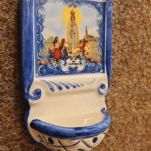 Cargar imagen en el visor de la galería, Porcelain Fatima Basin