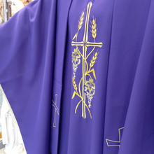 Load image into Gallery viewer, Purple Chasuble