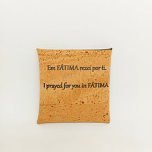 Cargar imagen en el visor de la galería, Wood Decade Rosary with Cork Pouch