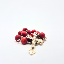 Cargar imagen en el visor de la galería, Wood Rose Decade Rosary