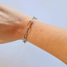 Cargar imagen en el visor de la galería, Consecration Bracelet