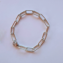 Cargar imagen en el visor de la galería, Consecration Bracelet