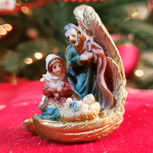 Cargar imagen en el visor de la galería, Special Nativity Scene - Leaf | 2.36'' | 6cm