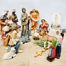 Load image into Gallery viewer, Loja Esperanca Exclusive Nativity Scene - Complete Set