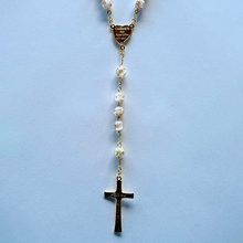 Cargar imagen en el visor de la galería, Centennial Cream & Gold Murano Rosary