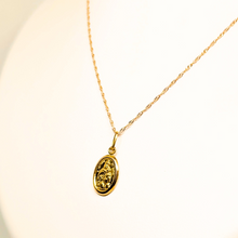 Cargar imagen en el visor de la galería, 19.2Kt Gold Our Lady of Mount Carmel Necklace
