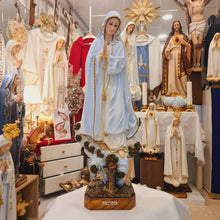 Load image into Gallery viewer, Our Lady of Fatima - Holm Oak - 23.6&#39;&#39; | 60cm
