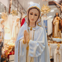 Load image into Gallery viewer, Our Lady of Fatima - Holm Oak - 23.6&#39;&#39; | 60cm
