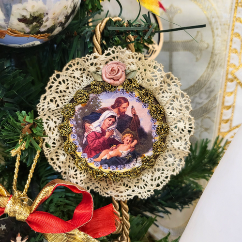 Christmas Ornament [Holy Family]