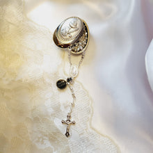 Cargar imagen en el visor de la galería, Communion Pocket Rosary [Silver Plated]
