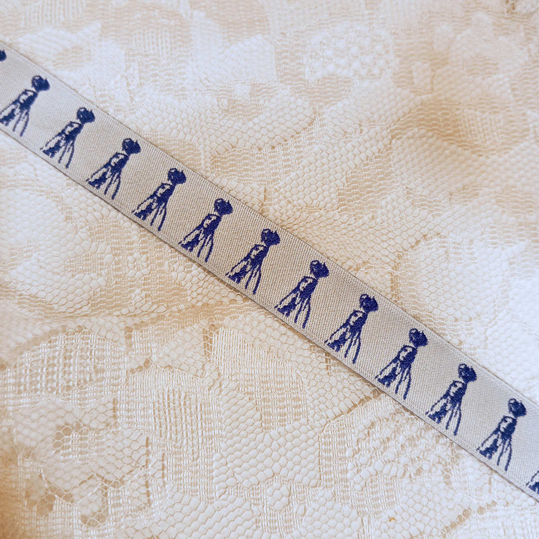 Face of Our Lady of Fatima Cloth Bracelet (White & Blue)