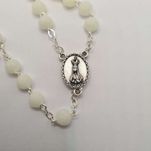 Cargar imagen en el visor de la galería, Glow in the Dark - Rose Scented - Apparitions of Our Lady of Fatima Rosary
