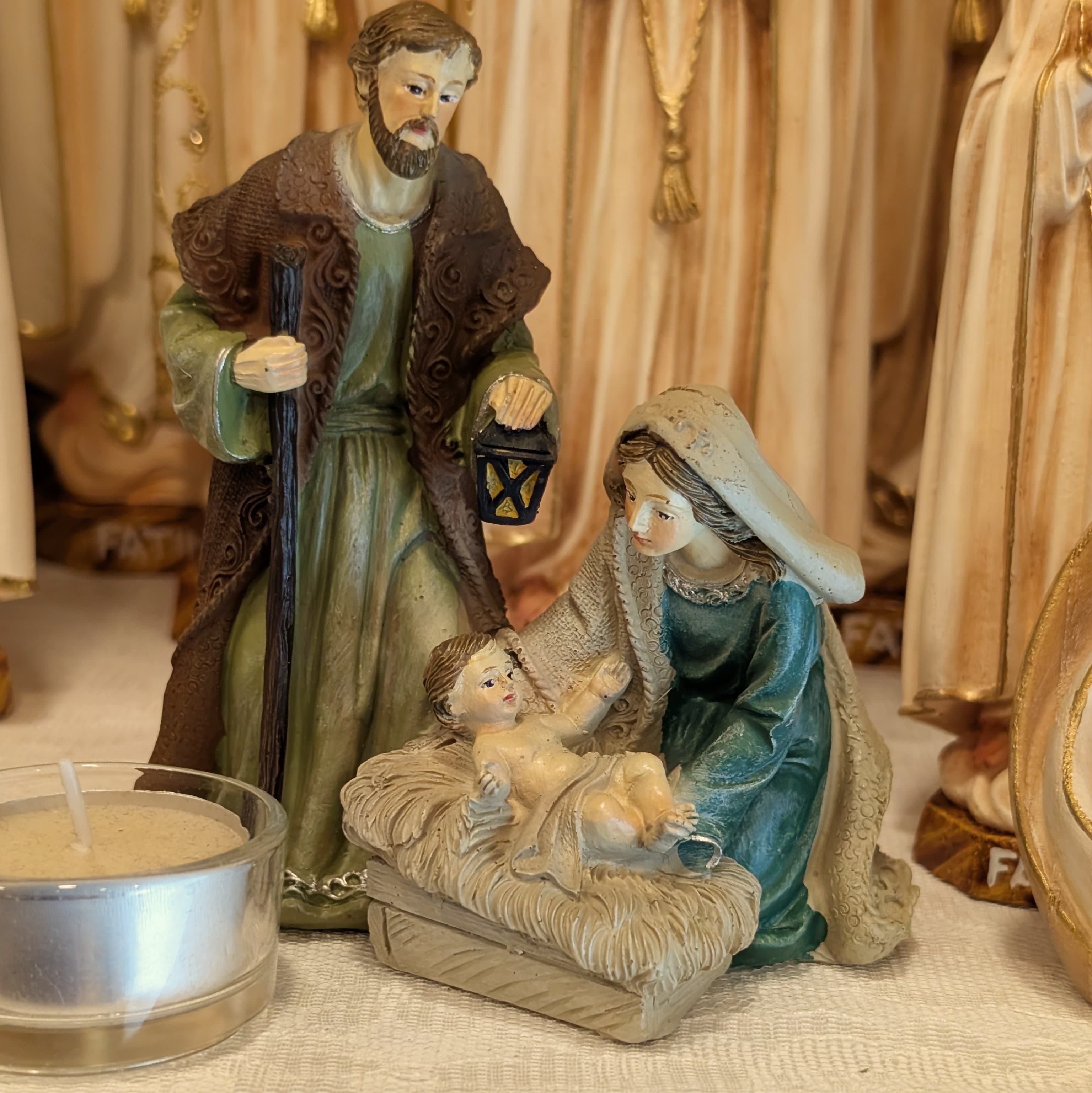 Classical Nativity Scene | 4.72'' | 12cm