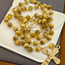 Cargar imagen en el visor de la galería, Natural Golden Tiger Eye Stone Rosary with Traditional Gold-Toned Crucifix
