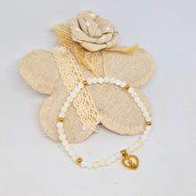 Load image into Gallery viewer, Our Lady Pearl Bracelet
