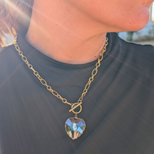 Cargar imagen en el visor de la galería, Our Lady of Fatima Heart Medalion Necklace [Stainless Steel]
