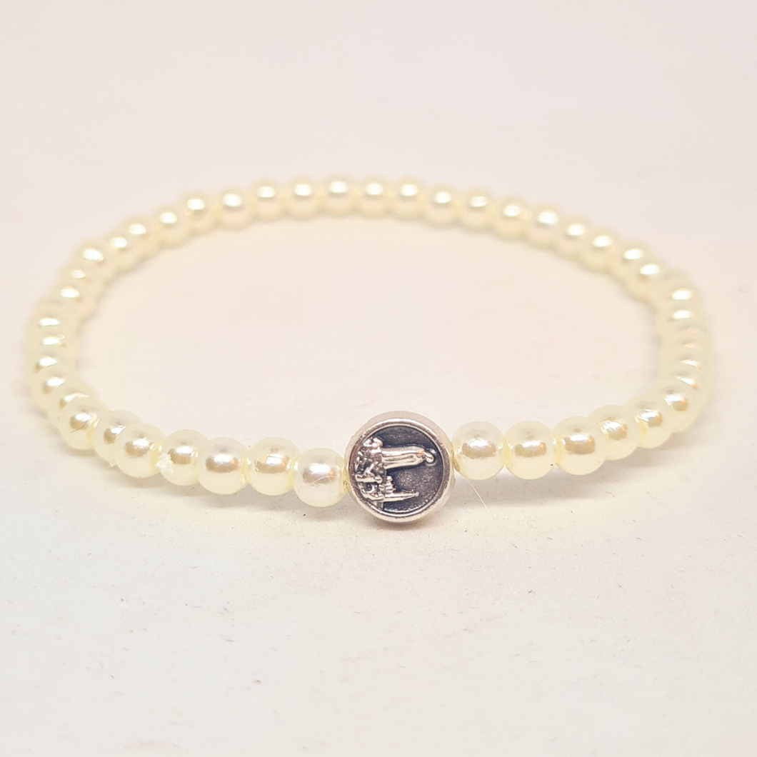 Our Lady of Fatima Pearl Bracelet with Medal
