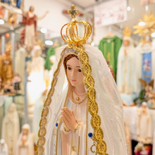 Load image into Gallery viewer, Premium Upgrade [Filigree Crown w/ Crystals + Statue White Veil]
