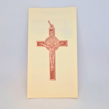 Cargar imagen en el visor de la galería, Saint Benedict Standing Crucifix [5.3&#39;&#39; | 13,5cm]

