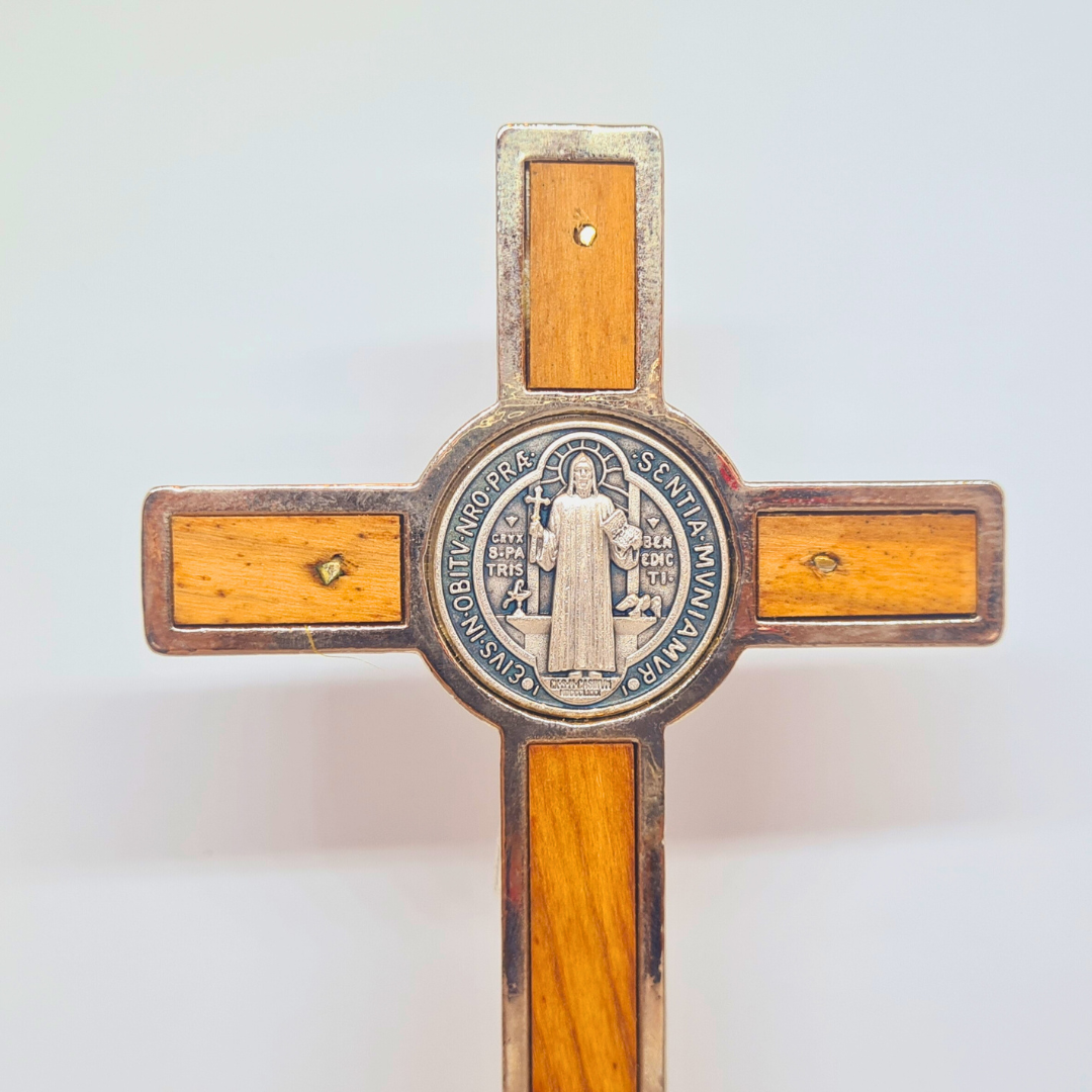 Saint Benedict Standing Crucifix [5.3'' | 13,5cm]