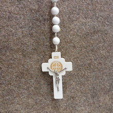 Cargar imagen en el visor de la galería, Saint Benedict Wood Wall Rosary [White]
