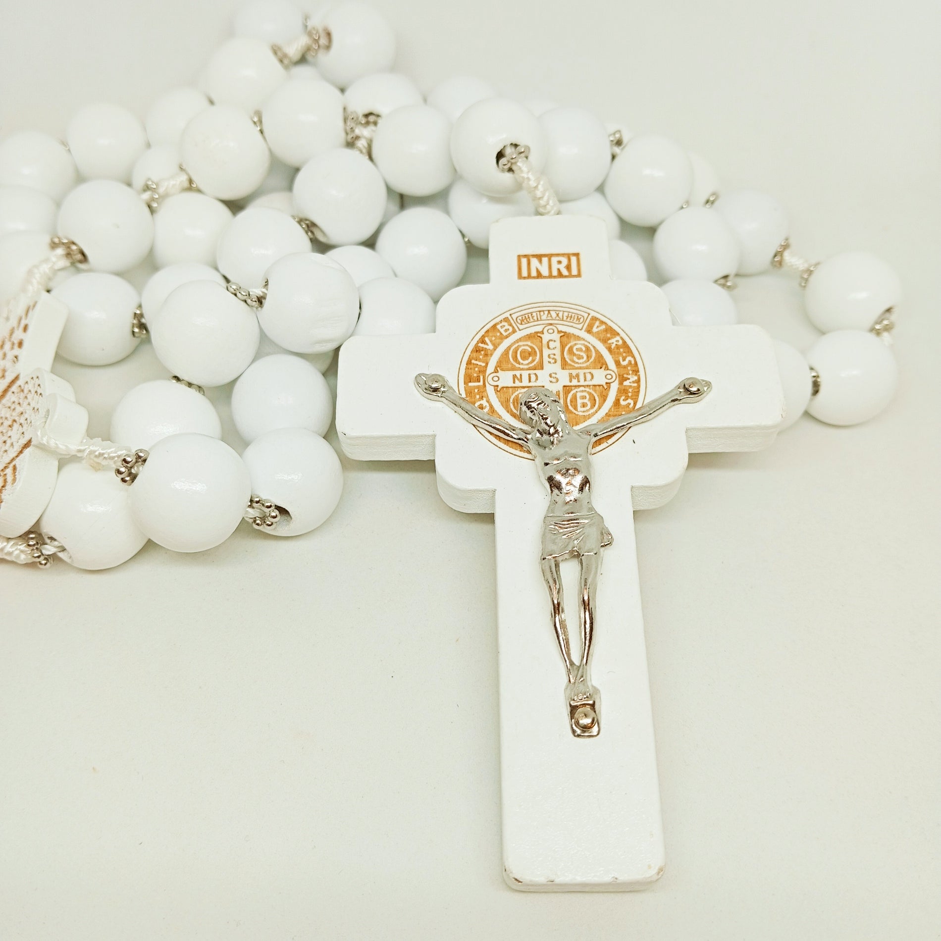 Saint Benedict Wood Wall Rosary [White]