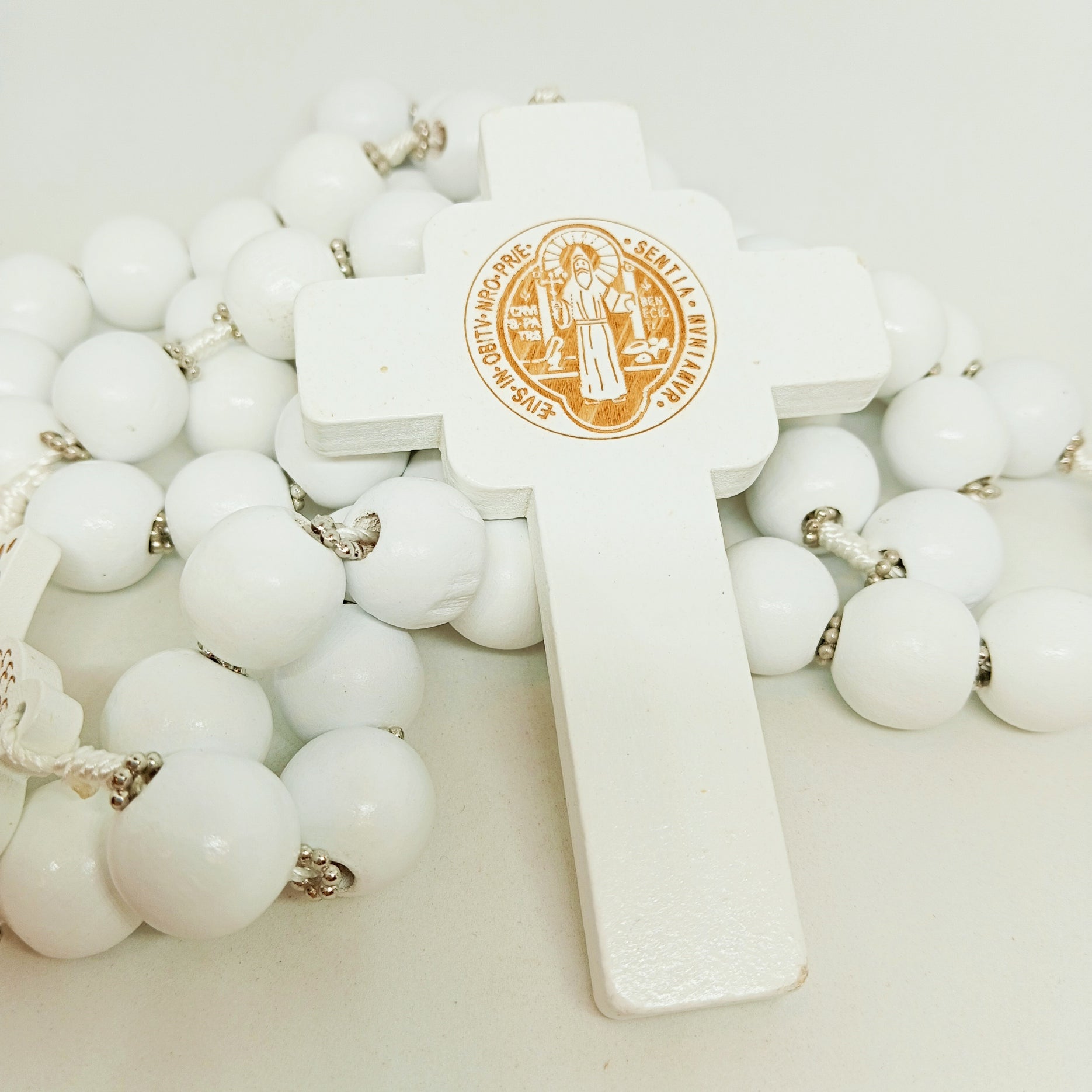 Saint Benedict Wood Wall Rosary [White]