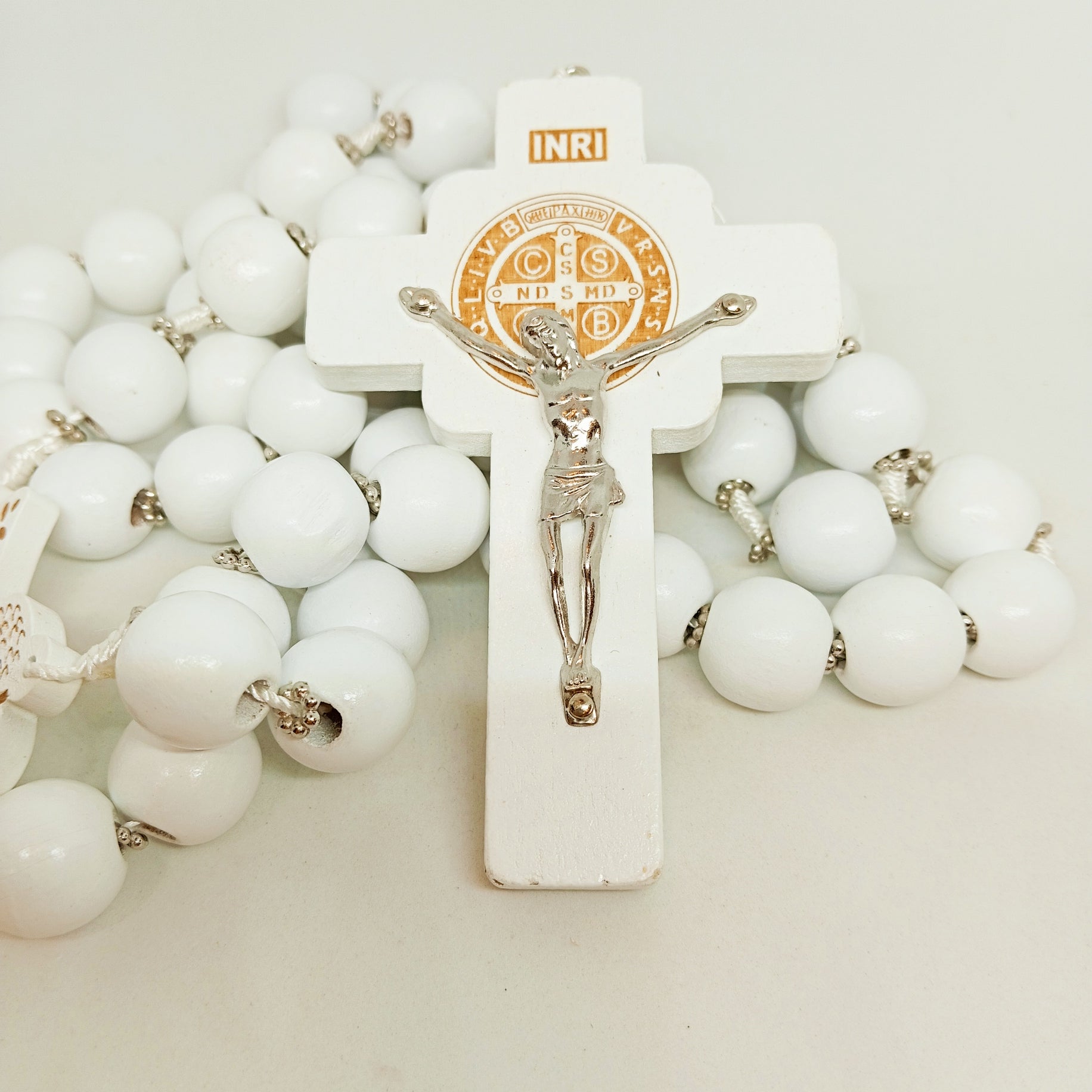 Saint Benedict Wood Wall Rosary [White]