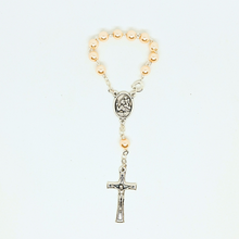 Cargar imagen en el visor de la galería, Saint Christopher Pearl Decade Rosary
