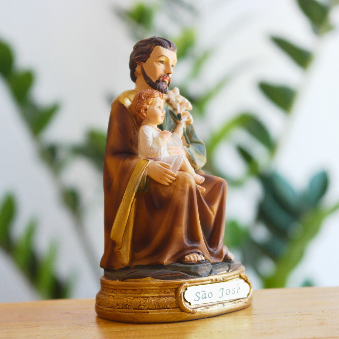 Sitting Saint Joseph [Several Sizes]