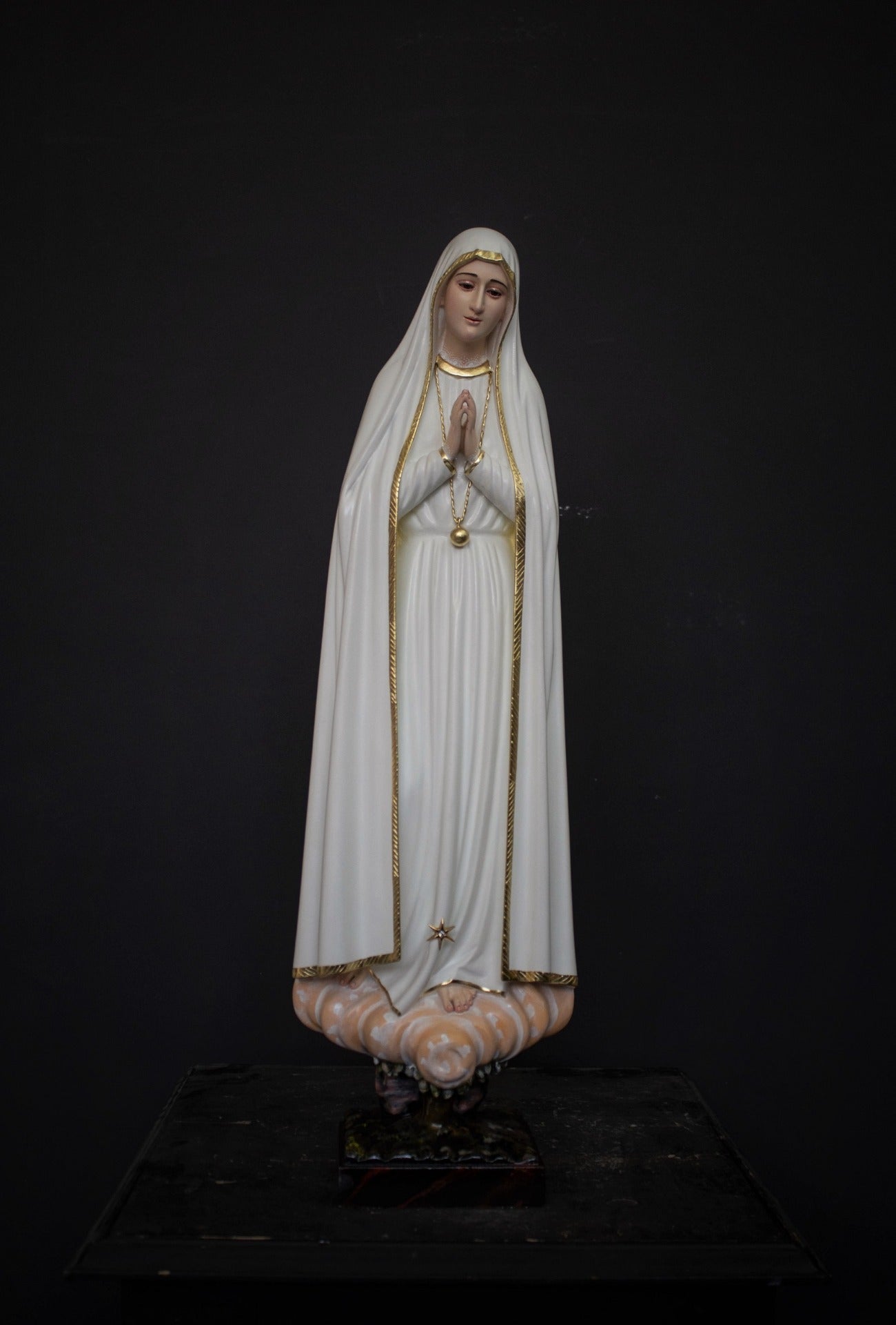 Wood - Pilgrim Our Lady of Fátima [Several sizes]