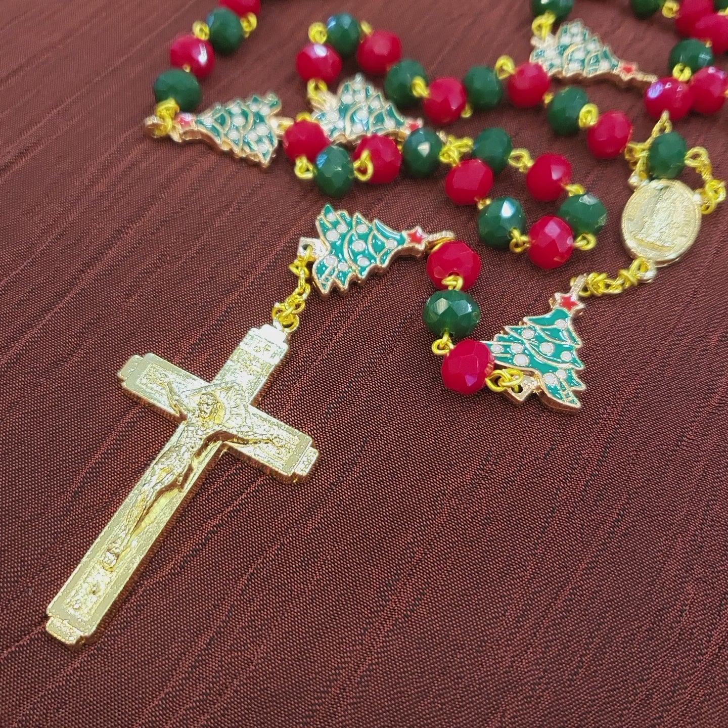 Christmas Rosary - Christmas Tree - Golden Cross