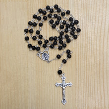 Cargar imagen en el visor de la galería, Light Glass Rosary - Black
