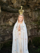 Cargar imagen en el visor de la galería, [Edición limitada] Nuestra Señora de Fátima Oficial
