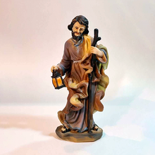 Load image into Gallery viewer, Classic Nativity Scene - 3 Pieces | 4.13&#39;&#39; | 10.5cm
