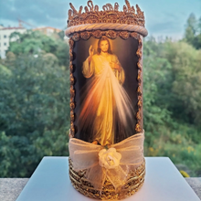 Cargar imagen en el visor de la galería, Divine Mercy Candle [4.3&#39;&#39; | 11cm]
