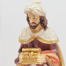 Load image into Gallery viewer, Melchior - Loja Esperanca Exclusive Nativity Scene
