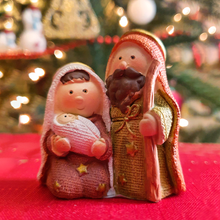 Load image into Gallery viewer, Colored Nativity Set | 2.17&#39;&#39; | 5.5cm
