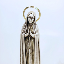 Cargar imagen en el visor de la galería, Our Lady of Fatima - Metal [5&#39;&#39; | 12.5cm]
